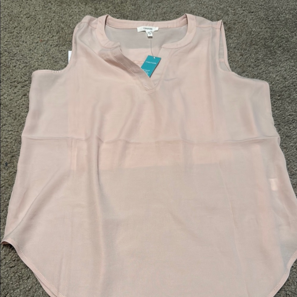 Women's Sleeveless Pink Top